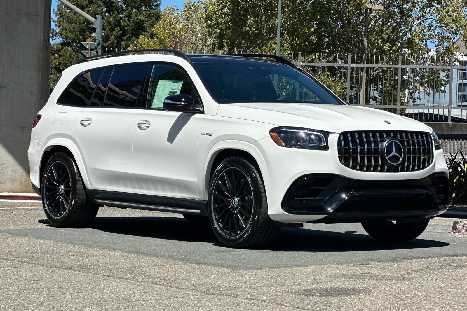 New 2026 Mercedes-Benz GLS 63 AMG 4MATIC image 7