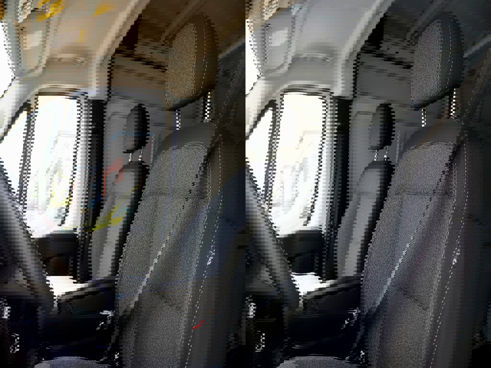 Used 2024 RAM ProMaster 2500 w/ Convenience Group image 13