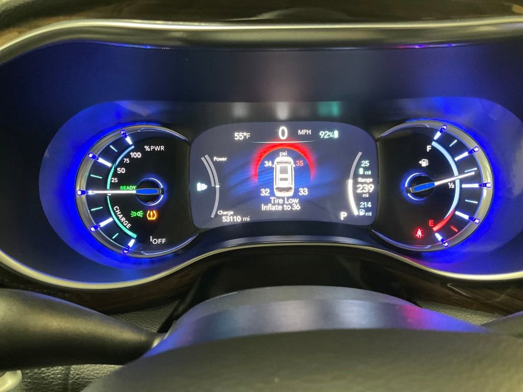 Used 2021 Chrysler Pacifica Limited image 16