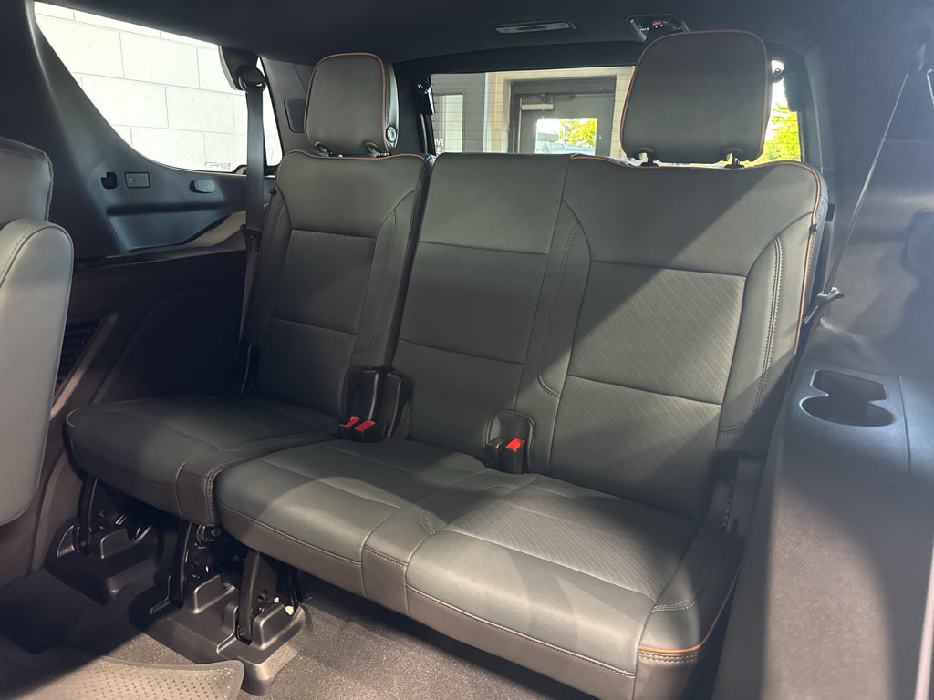New 2026 GMC Yukon AT4 w/ AT4 Premium Package AWD/4WD image 14