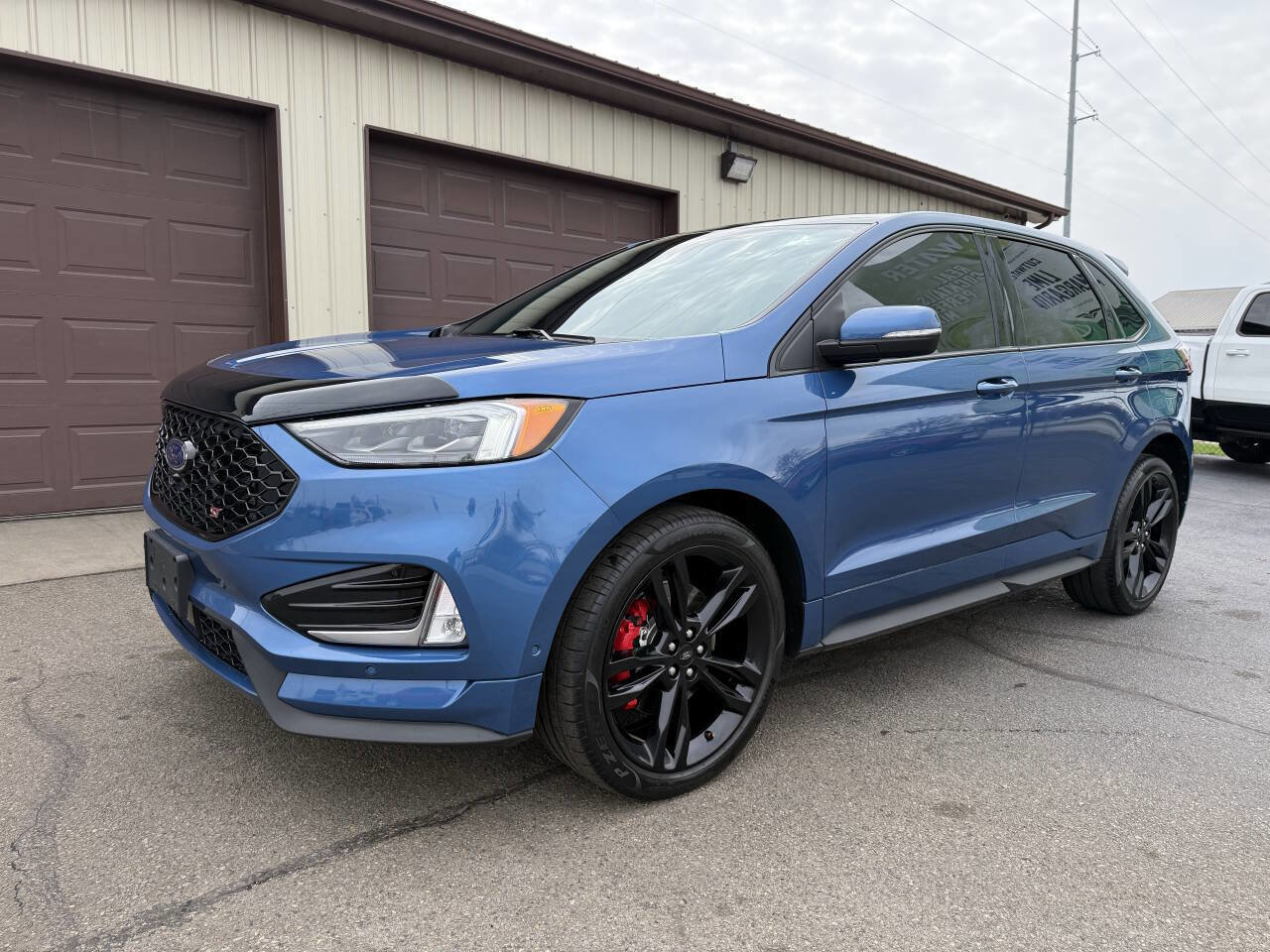 Used 2020 Ford Edge ST w/ Equipment Group 401A image 2