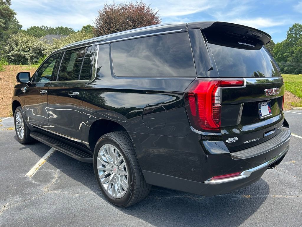 Used 2025 GMC Yukon XL Elevation w/ Elevation Premium Package RWD image 20