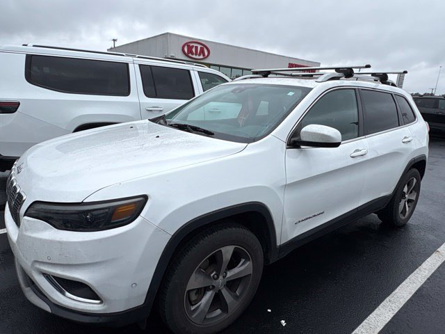 Used 2021 Jeep Cherokee Limited w/ Mopar Interior Package AWD/4WD image 4