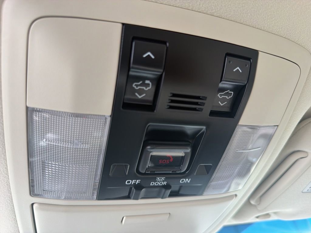 Certified 2023 Lexus GX 460 Premium w/ Accessory Package AWD/4WD image 20