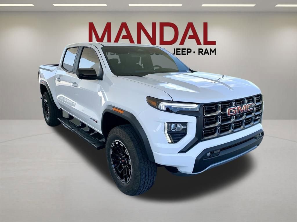 Used 2026 GMC Canyon AT4 w/ Technology Plus Package AWD/4WD image 4
