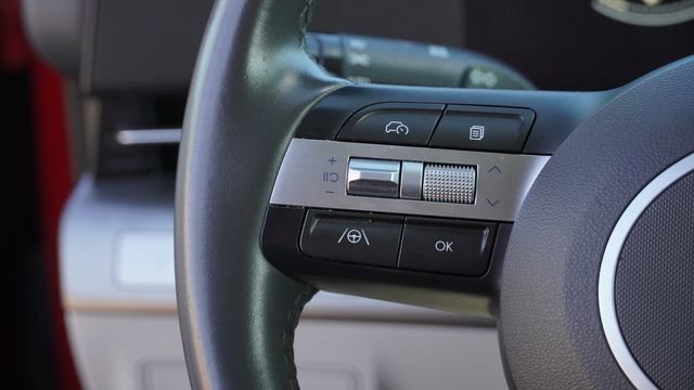 Used 2024 Hyundai Kona SEL image 28