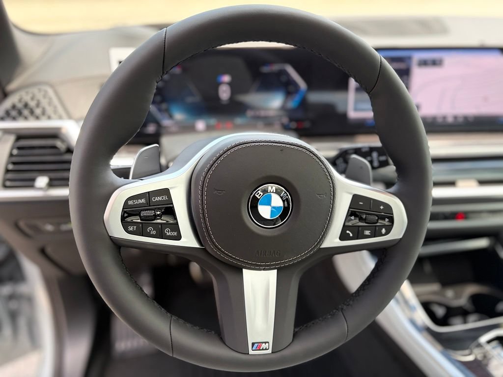 New 2026 BMW X5 xDrive40i w/ M Sport Package AWD/4WD image 11