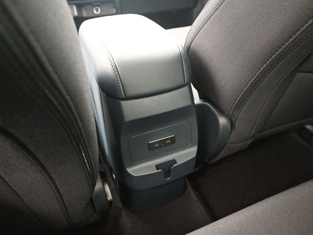 New 2025 Ford Maverick XL image 17