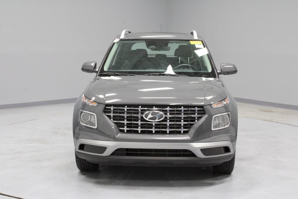 Certified 2024 Hyundai Venue SEL FWD image 7