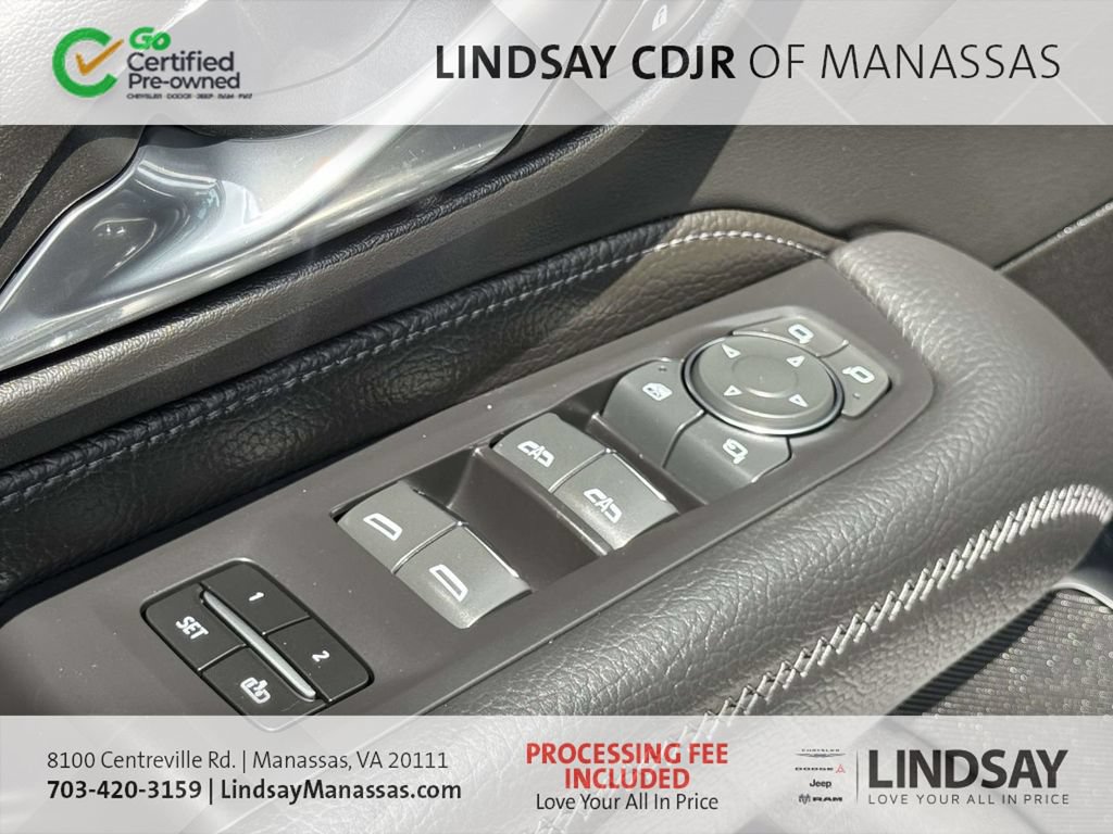 Used 2024 GMC Yukon XL Denali AWD/4WD image 29