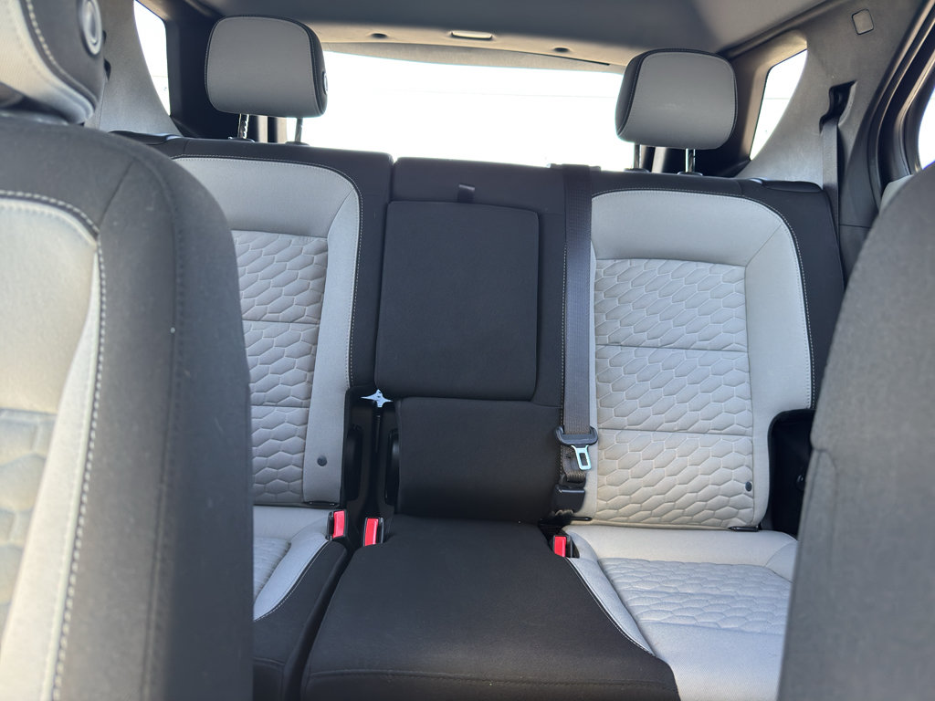 Used 2020 Chevrolet Equinox LT w/ LPO, Floor Liner Package AWD/4WD image 14