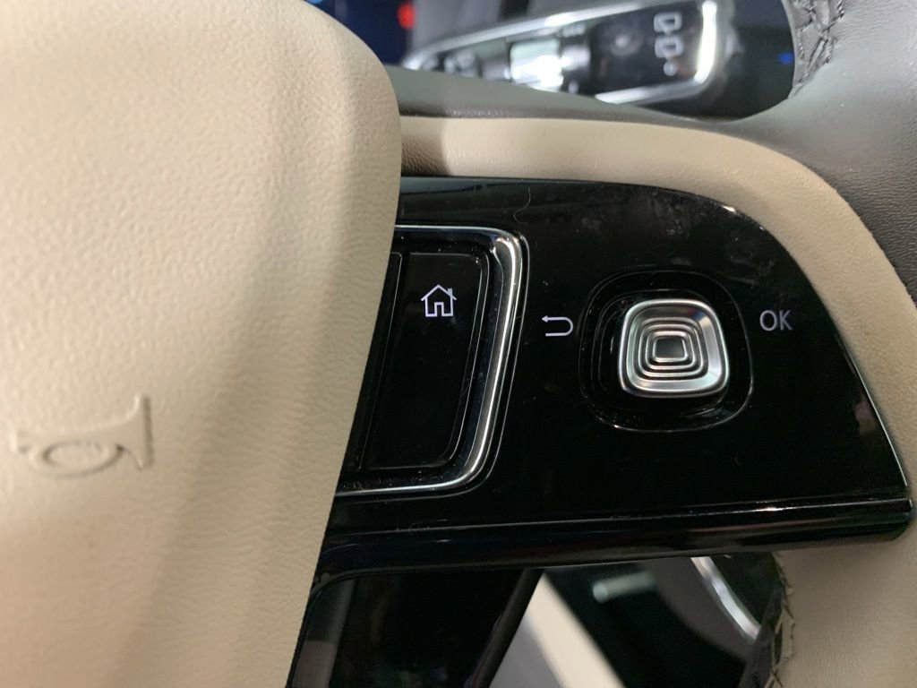 Used 2024 Lincoln Corsair FWD image 22