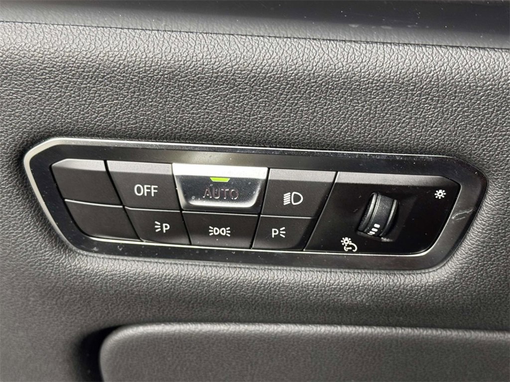 Used 2023 BMW X7 xDrive40i image 19