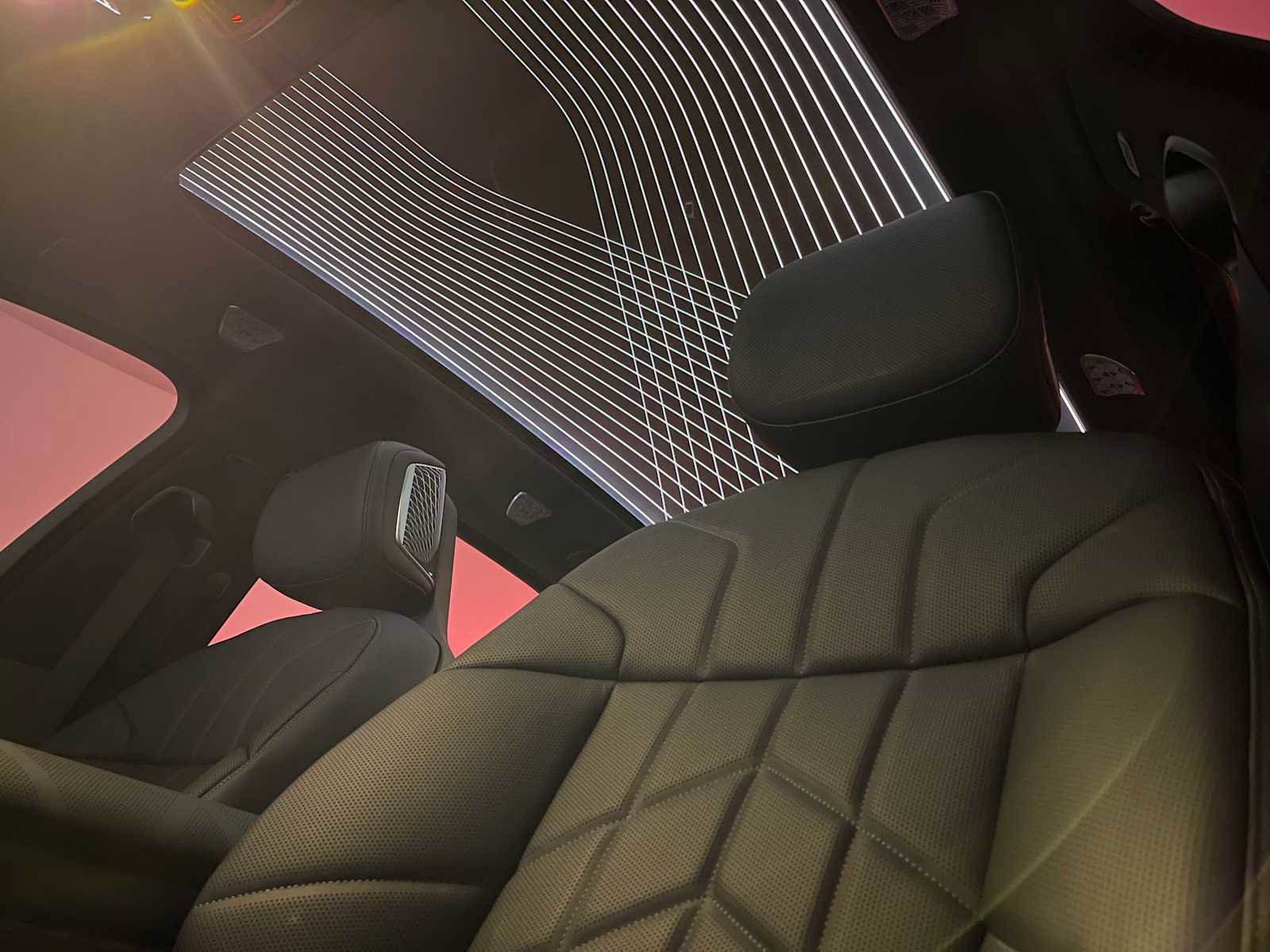 New 2026 BMW i7 xDrive60 w/ Executive Package image 18