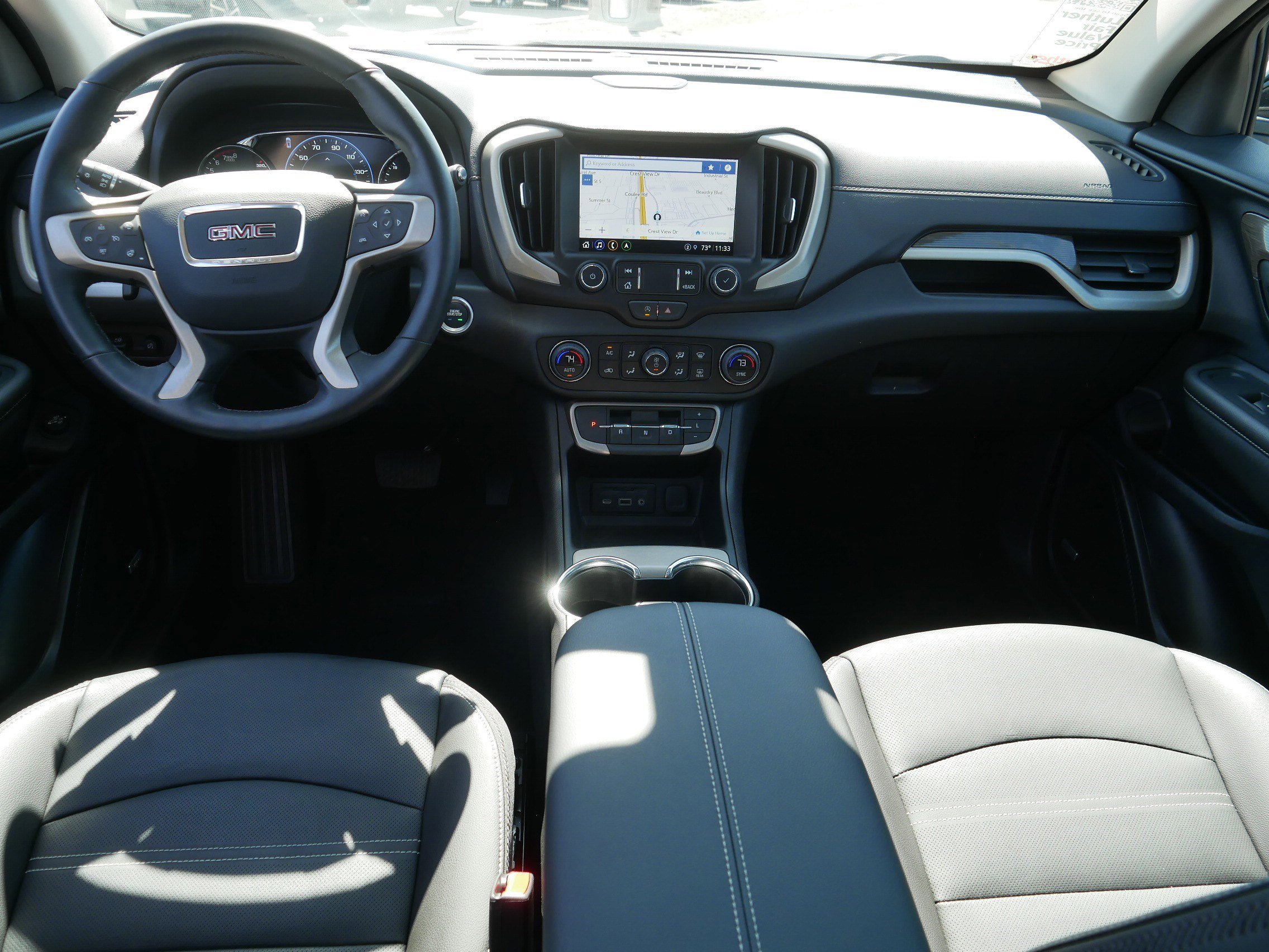 Used 2023 GMC Terrain Denali w/ Black Diamond Edition AWD/4WD image 10