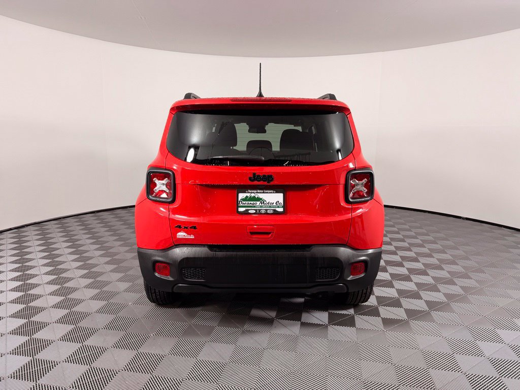 Used 2023 Jeep Renegade Latitude AWD/4WD image 10