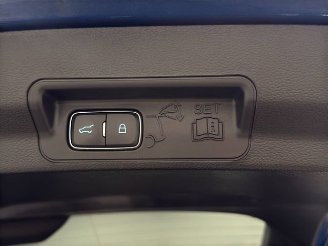 Certified 2023 Ford Explorer ST image 38