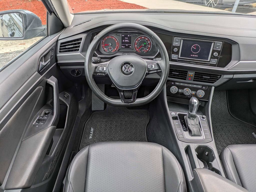 Used 2019 Volkswagen Jetta SE FWD image 17