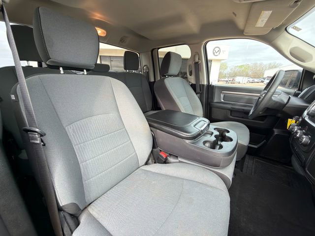 Used 2024 RAM 1500 Classic SLT image 28