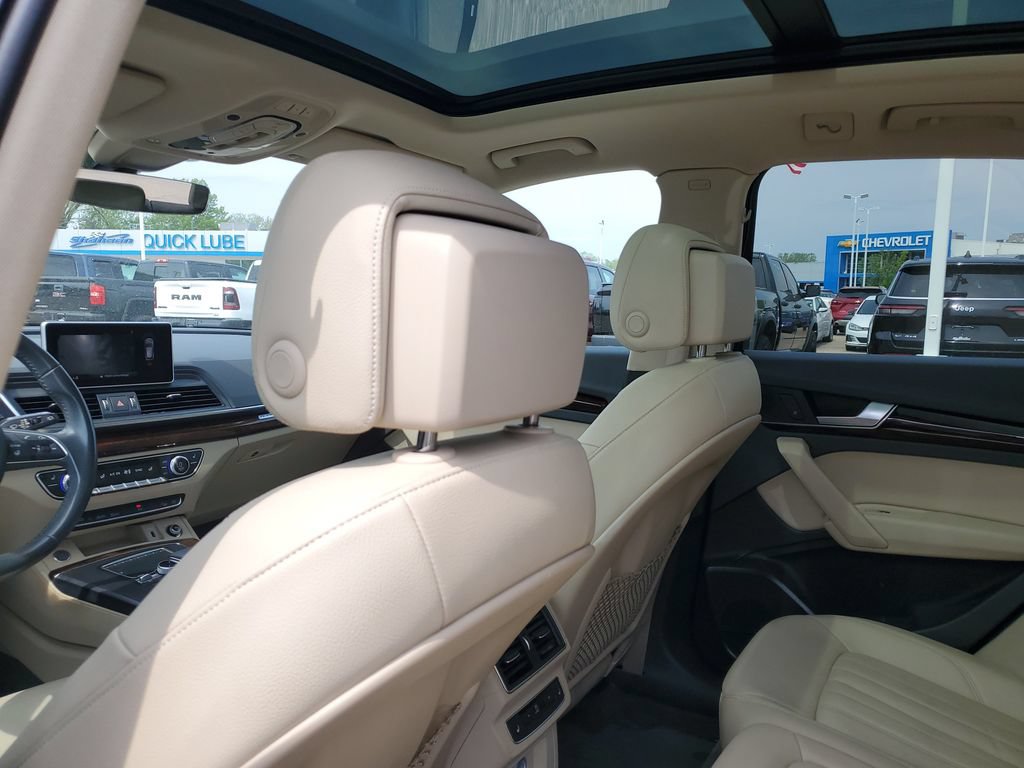 Used 2018 Audi Q5 2.0T Premium Plus w/ Premium Plus Package AWD/4WD image 31
