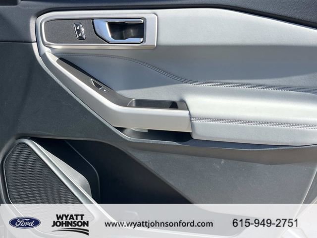 Used 2023 Ford Explorer XLT w/ Equipment Group 202A image 25