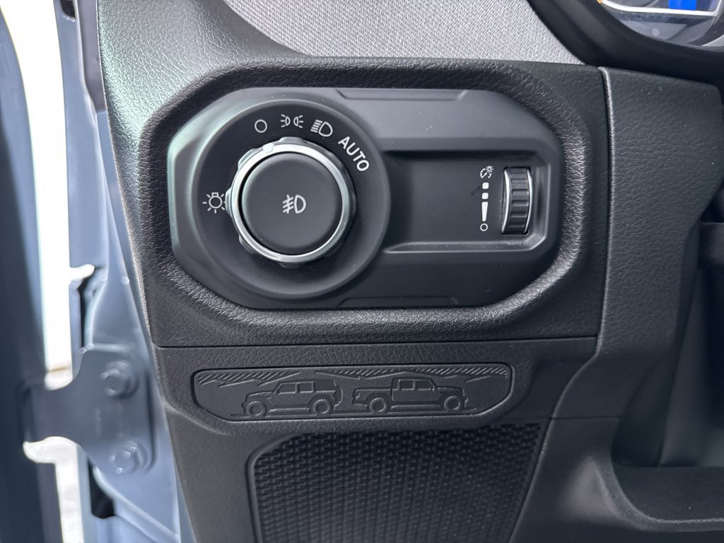 Used 2024 Jeep Wrangler Sport AWD/4WD image 29
