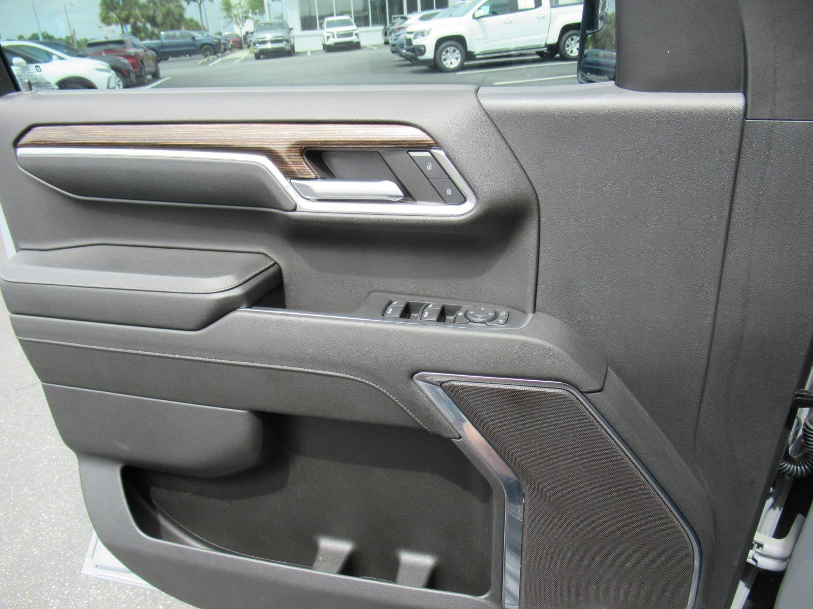 Certified 2024 GMC Sierra 1500 Elevation AWD/4WD image 18