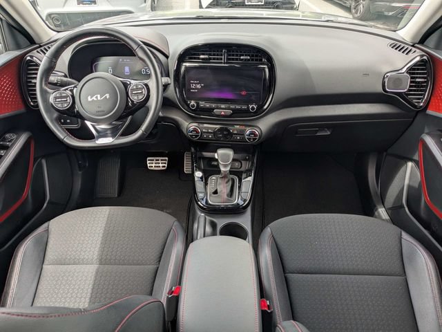 Used 2024 Kia Soul GT-Line FWD image 14
