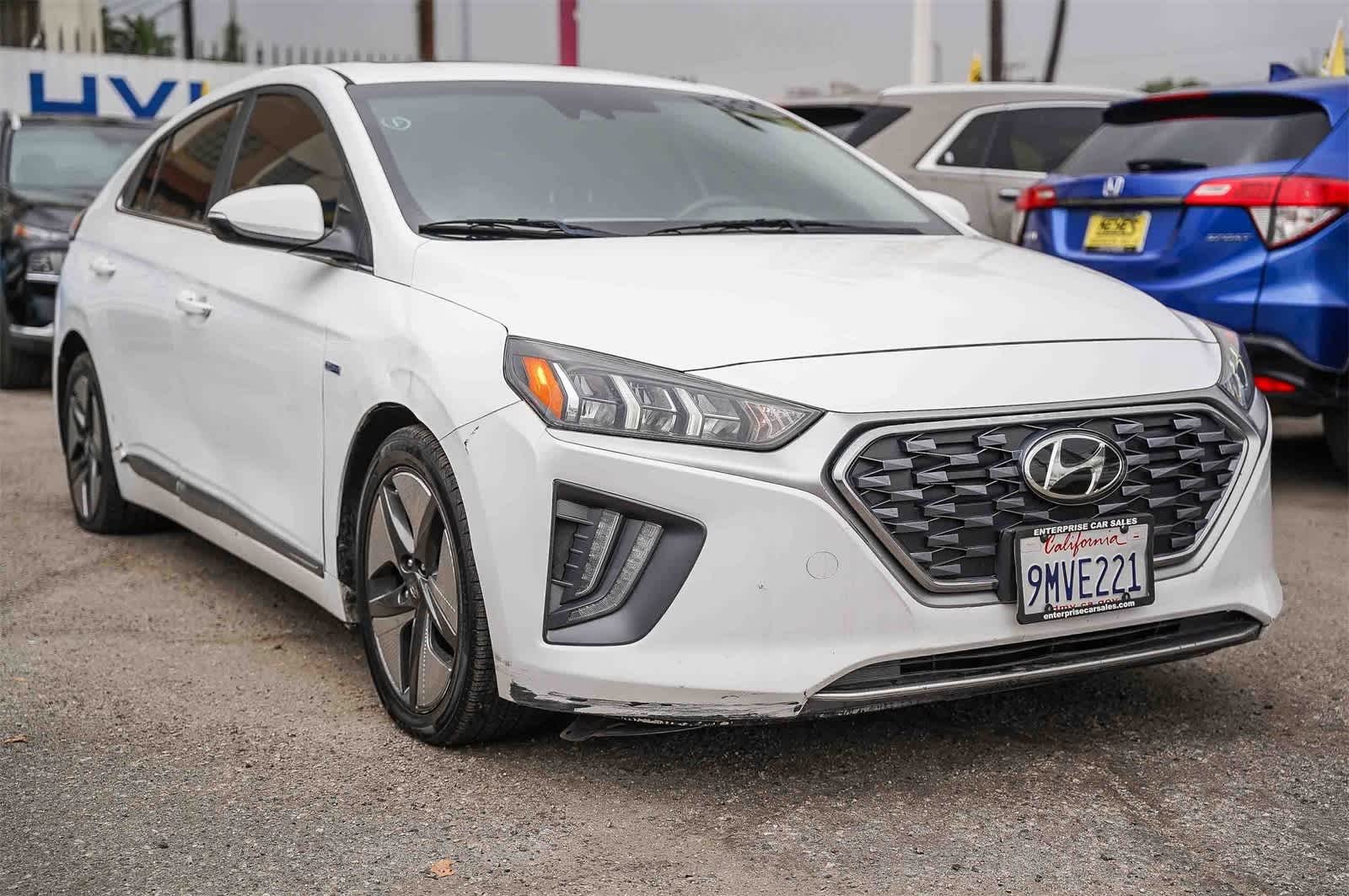 Certified 2020 Hyundai Ioniq SEL image 3