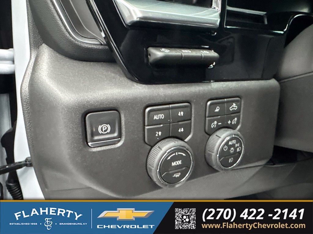 New 2026 Chevrolet Silverado 1500 High Country w/ Technology Package AWD/4WD image 23