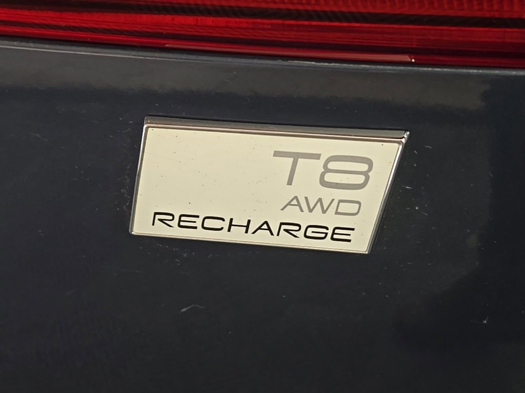 Certified 2024 Volvo XC60 T8 Ultimate image 10