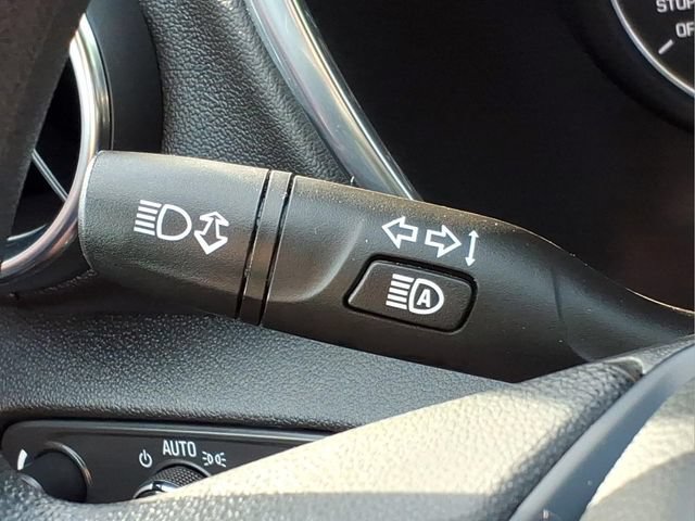 Used 2022 Chevrolet Blazer LT AWD/4WD image 28