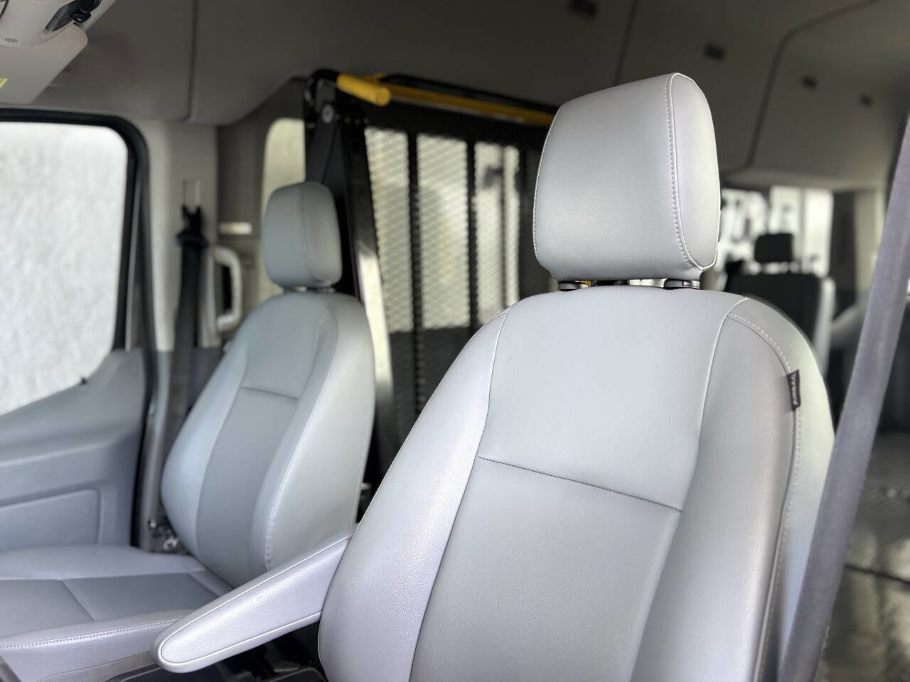 Used 2017 Ford Transit 350 XL RWD image 15