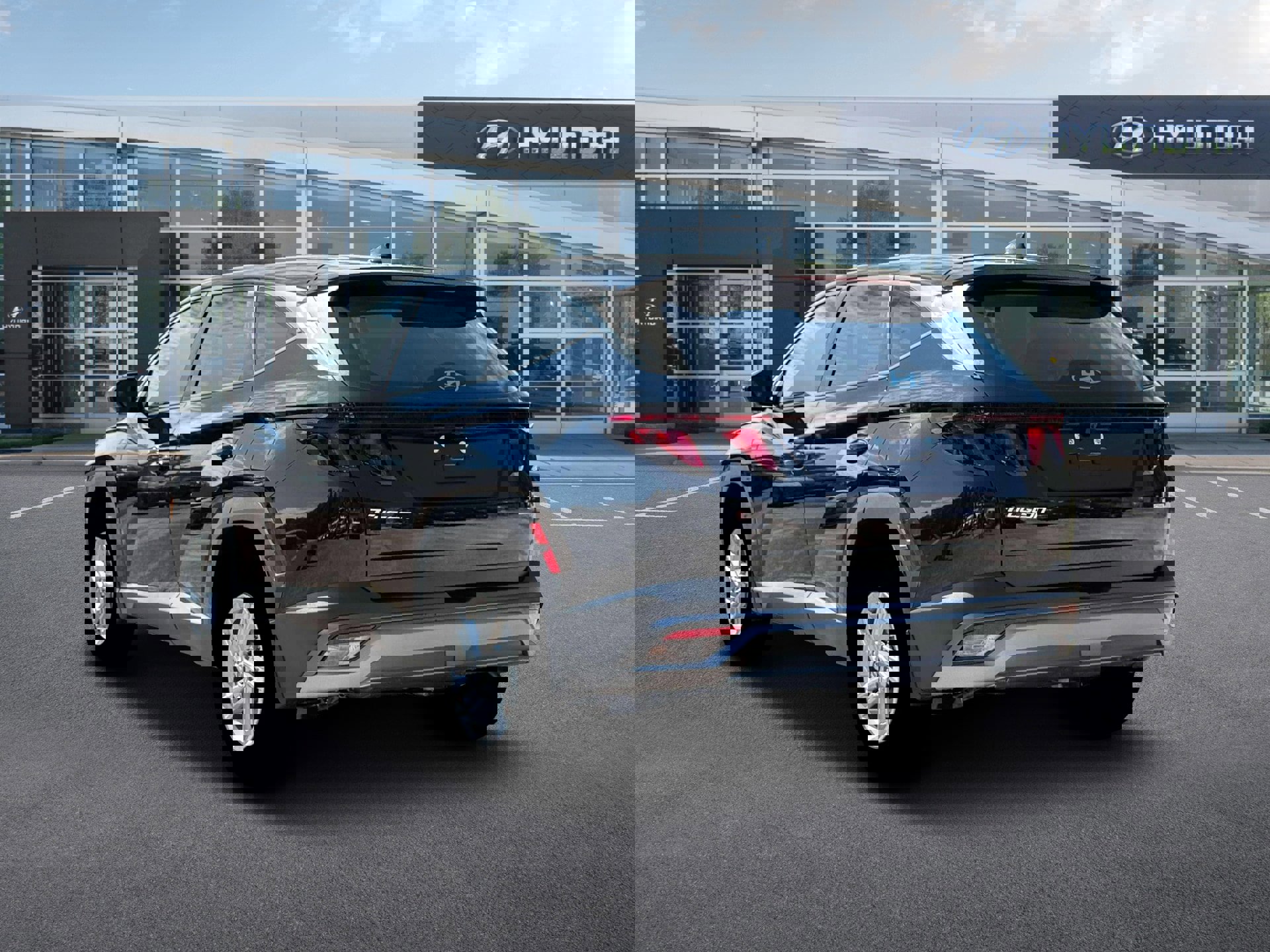 Certified 2026 Hyundai Tucson SE image 5