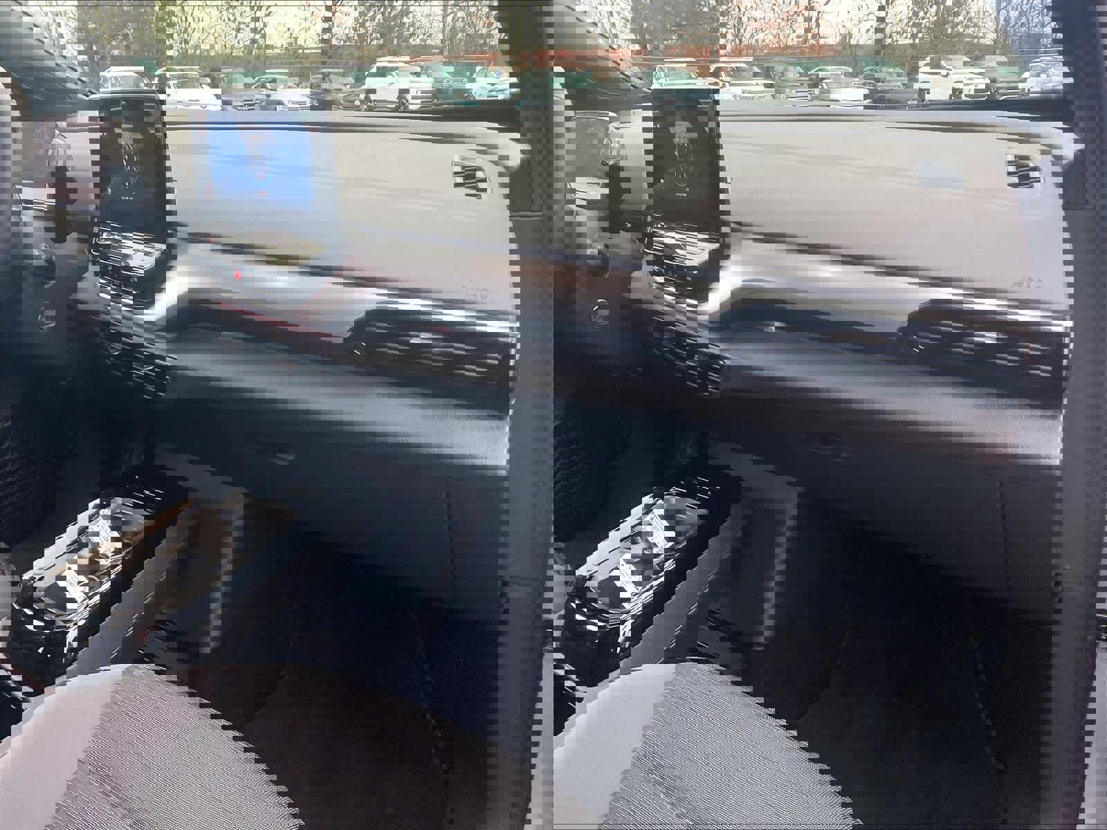 Certified 2022 Volkswagen ID.4 Pro image 13