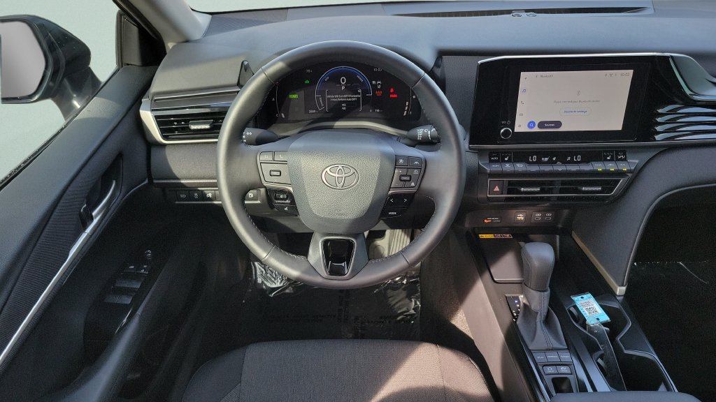 Used 2026 Toyota Camry LE w/ Convenience Package FWD image 12