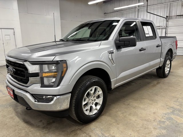 Used 2023 Ford F150 XLT image 3