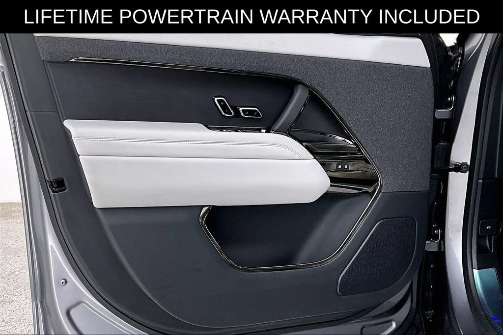 Used 2024 Land Rover Range Rover Sport SE AWD/4WD image 23