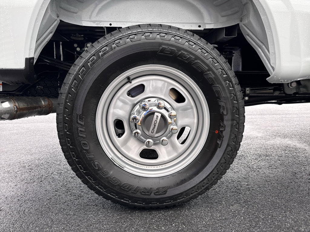 New 2026 Ford F350 XL w/ FX4 Off-Road Package image 14