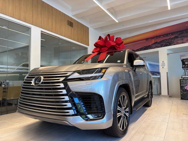 New 2025 Lexus LX 700h Luxury AWD/4WD image 3
