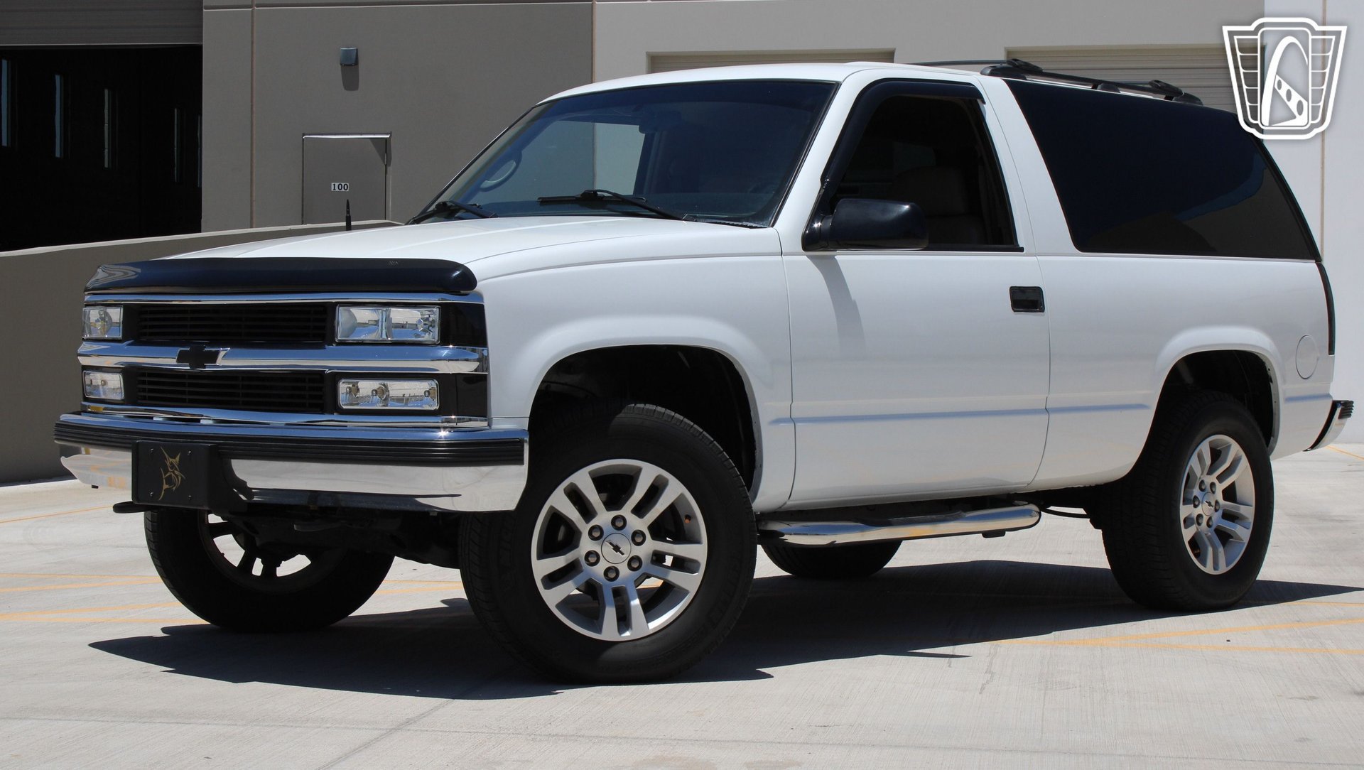 Used 1999 Chevrolet Tahoe 4WD 2-Door image 2
