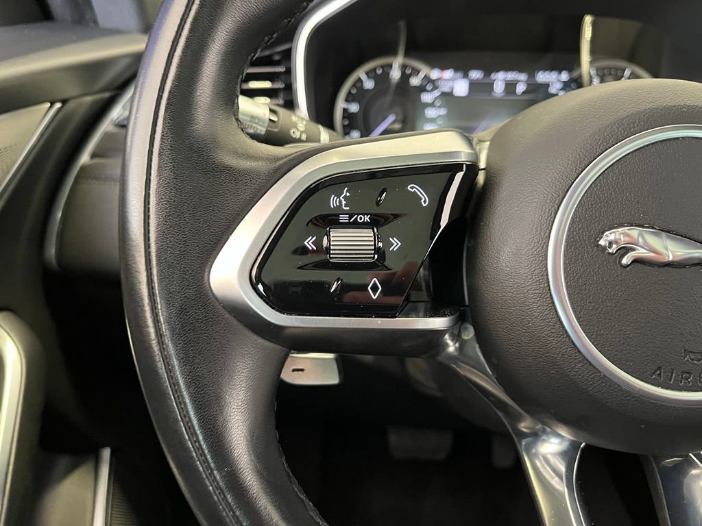 Used 2022 Jaguar F-PACE S AWD/4WD image 39