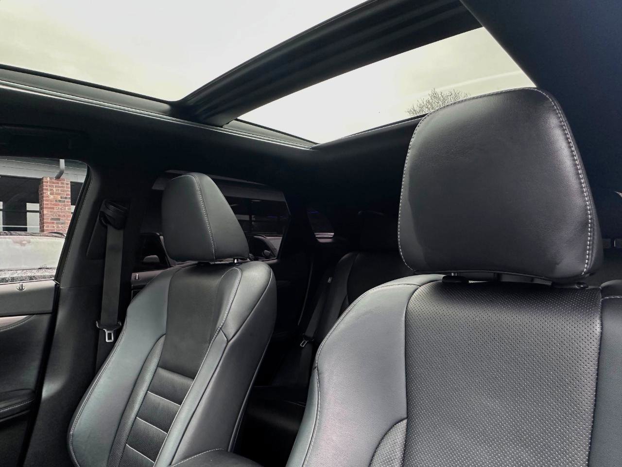 Used 2022 Lexus RX 350 F Sport w/ Cold Area Package (CT) image 4