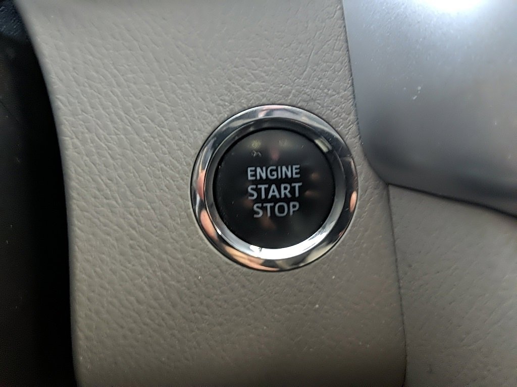 Used 2016 Toyota Highlander XLE image 20