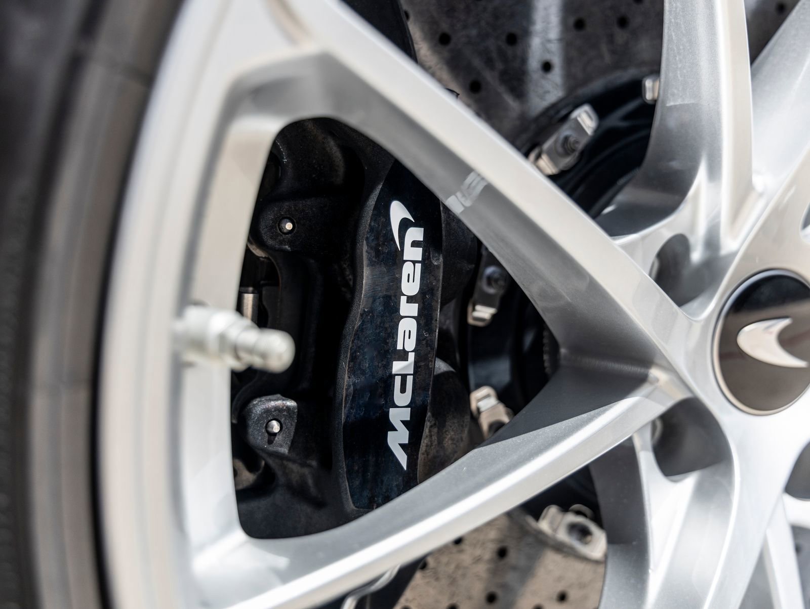 Used 2024 McLaren 750S Spider image 19