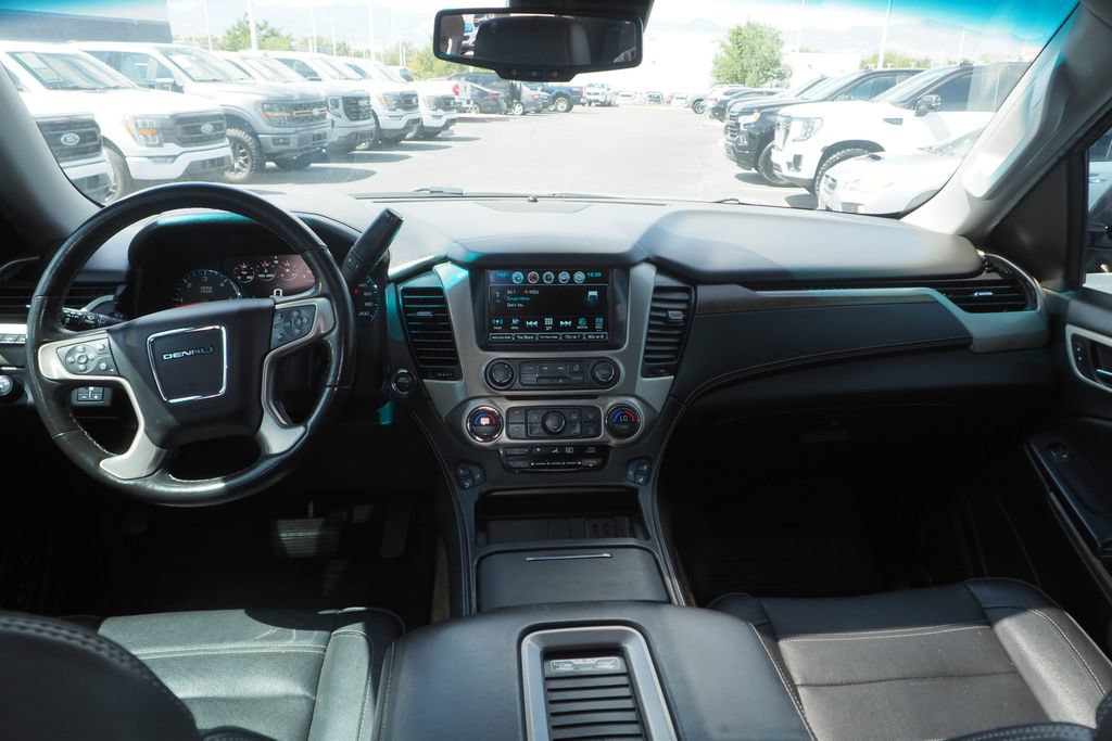 Used 2018 GMC Yukon Denali AWD/4WD image 18