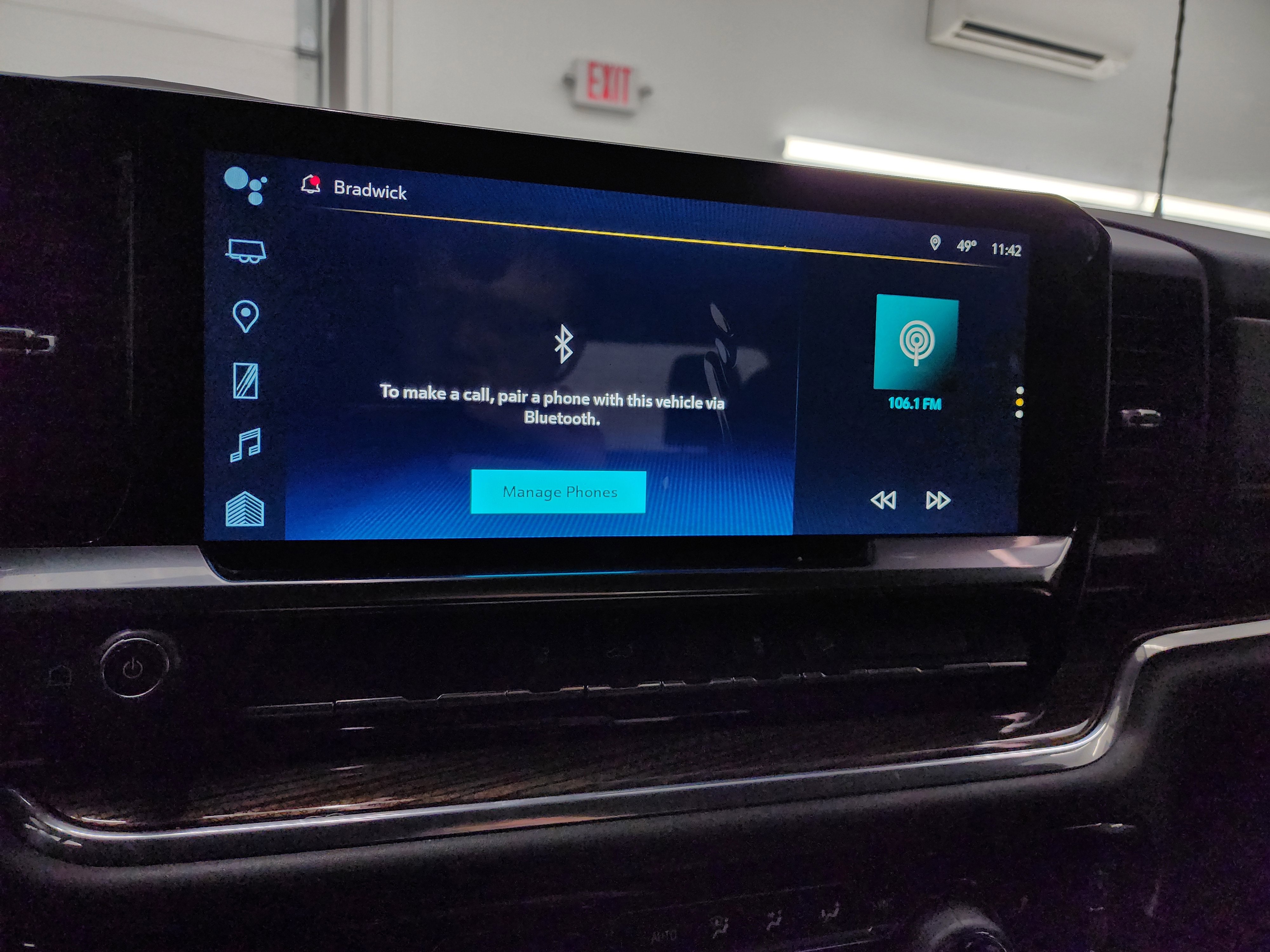 Used 2024 Chevrolet Silverado 3500 LT w/ Convenience Package image 45