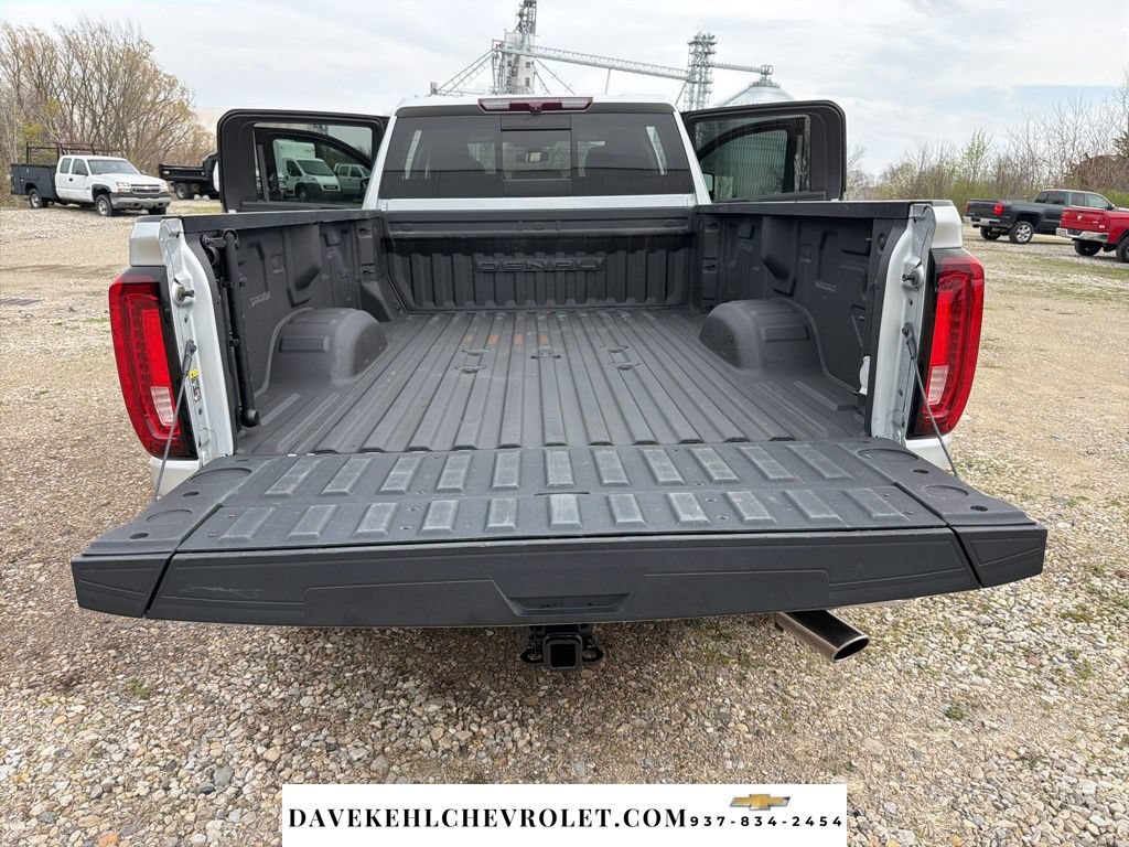 Used 2021 GMC Sierra 3500 Denali AWD/4WD image 32