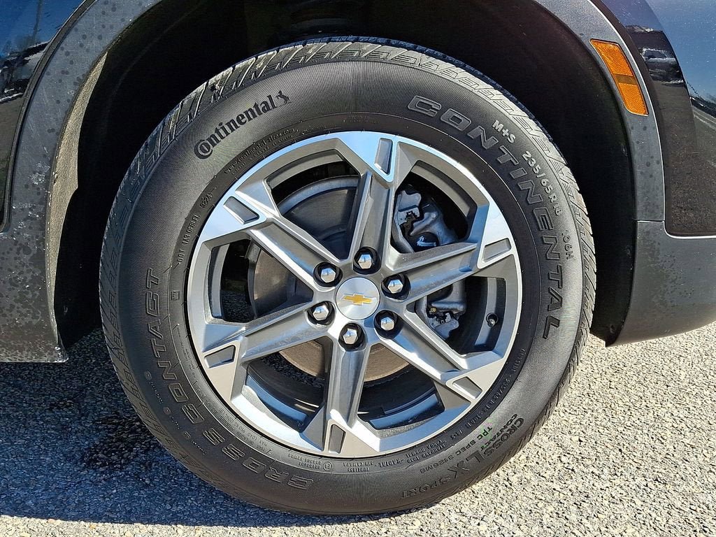 Certified 2025 Chevrolet Blazer LT FWD image 8