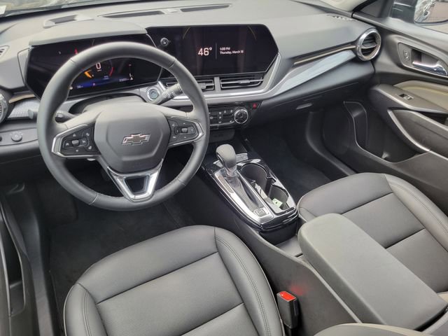 Used 2024 Chevrolet Trax ACTIV w/ Driver Confidence Package image 24